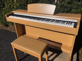 used-digiltalpiano-yamaha-ydp141c