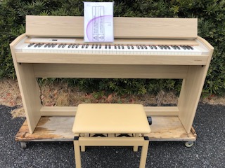roland-used-digitalpiano-f701la